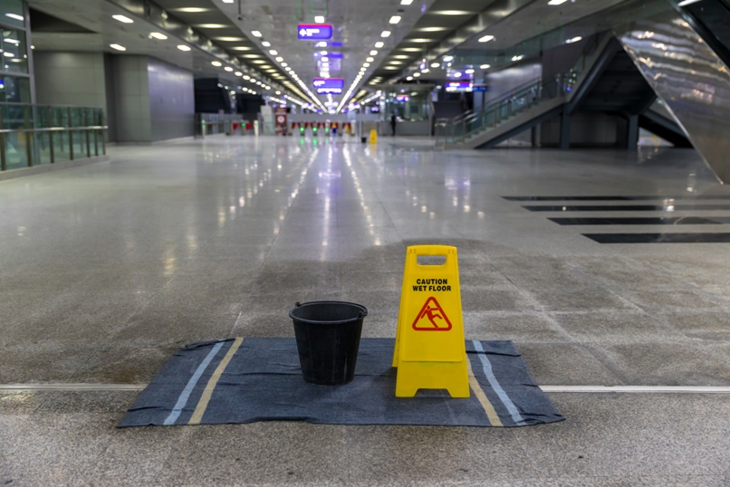Can I Sue If I Slipped on a Wet Floor in a Riverside